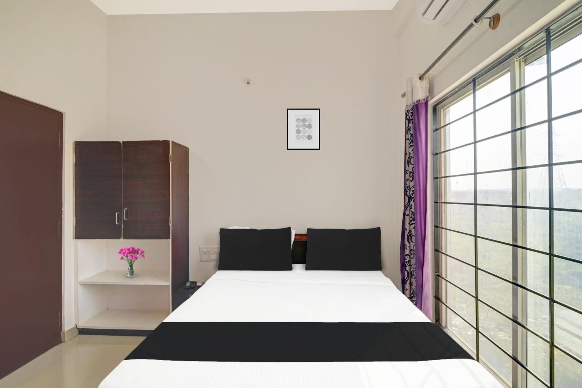 Hotel Super Collection O Chikmangaluru Near Railway Station Chikmagalūr Exterior foto