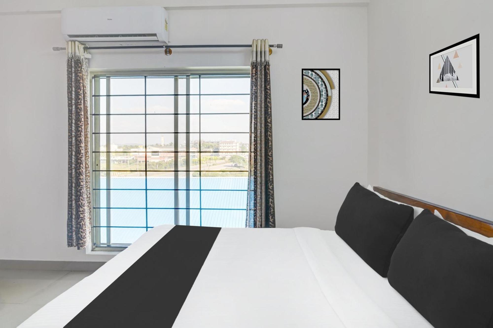 Hotel Super Collection O Chikmangaluru Near Railway Station Chikmagalūr Exterior foto
