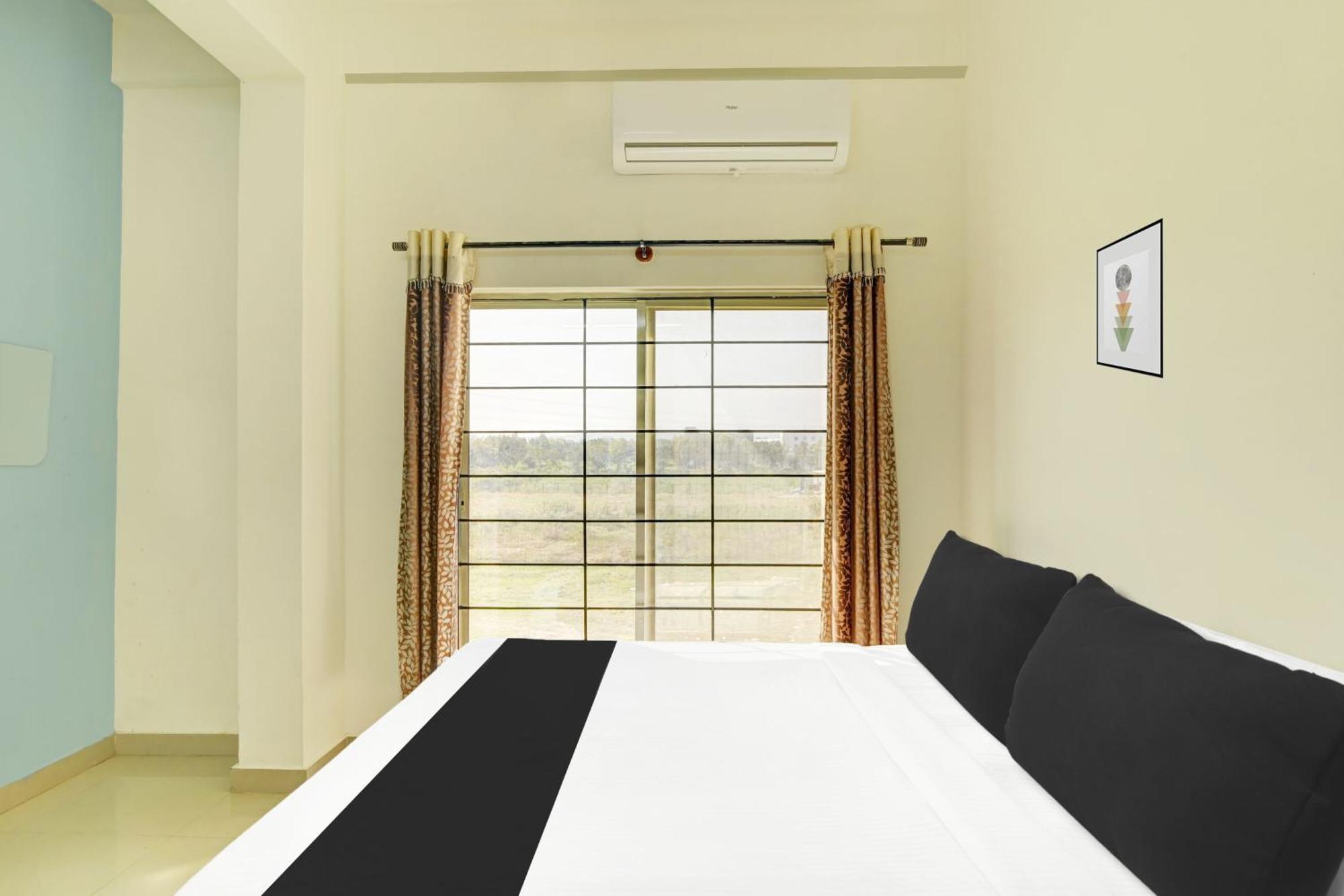 Hotel Super Collection O Chikmangaluru Near Railway Station Chikmagalūr Exterior foto