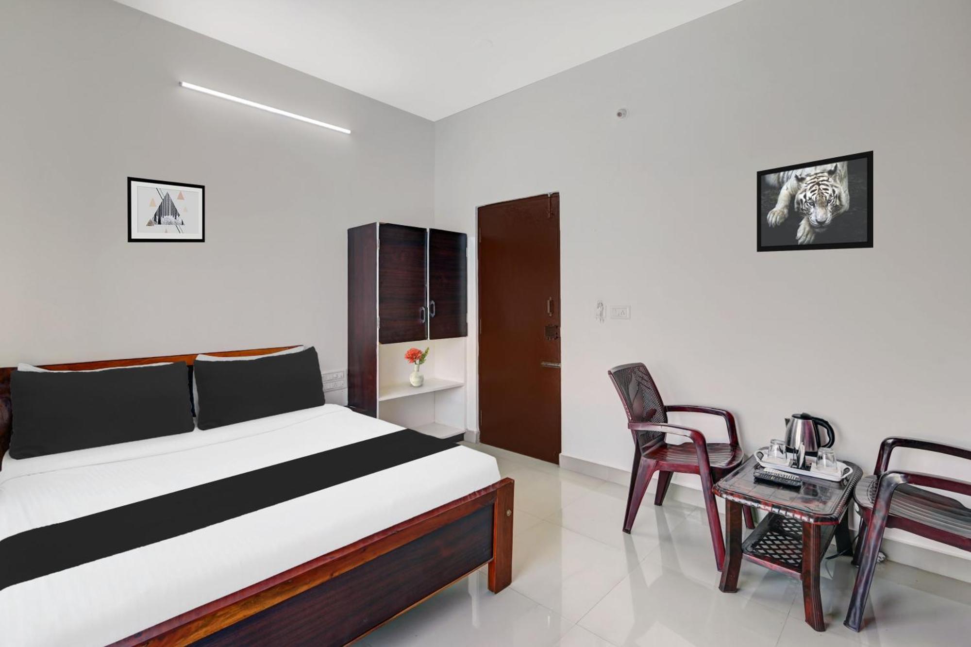 Hotel Super Collection O Chikmangaluru Near Railway Station Chikmagalūr Exterior foto