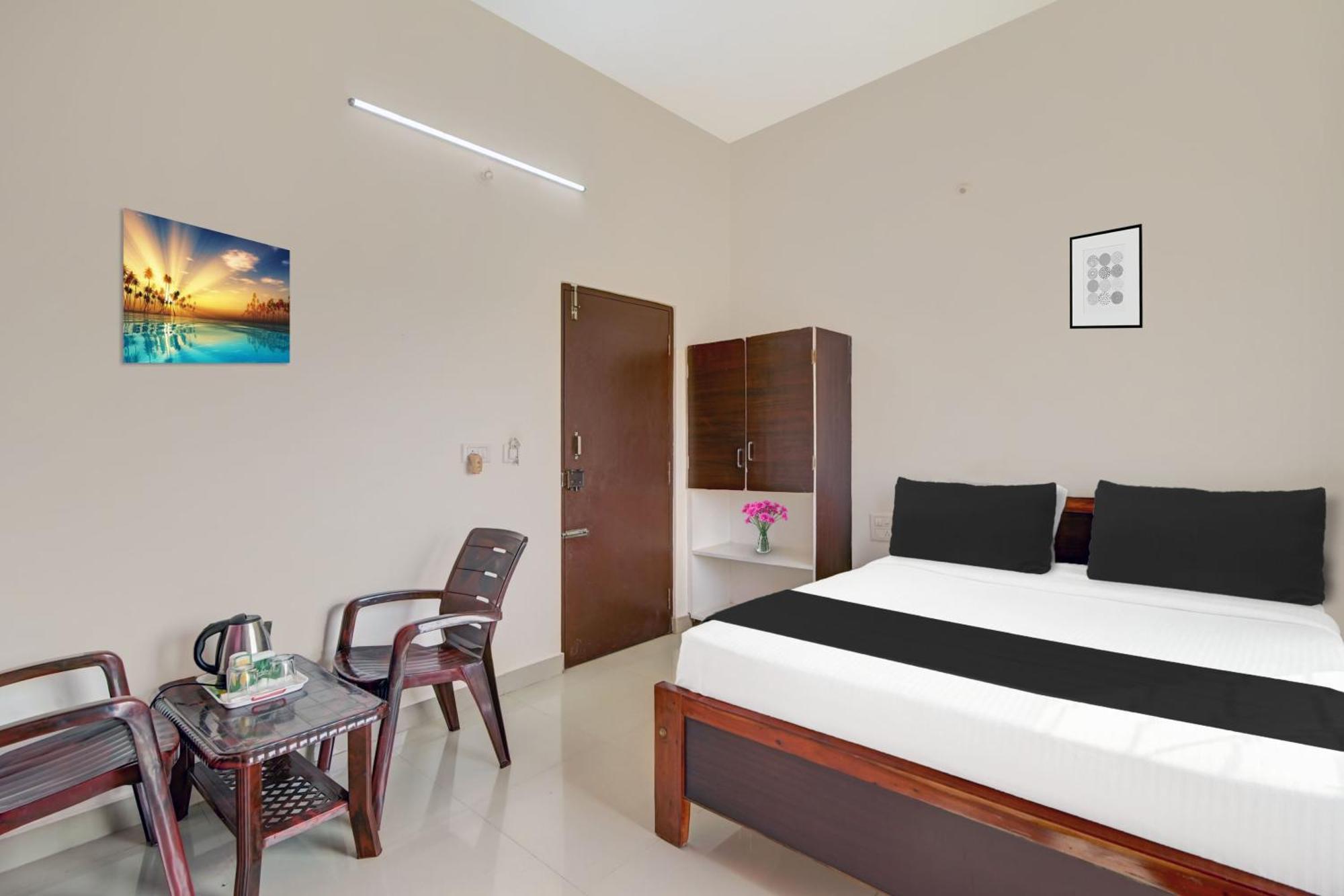Hotel Super Collection O Chikmangaluru Near Railway Station Chikmagalūr Exterior foto