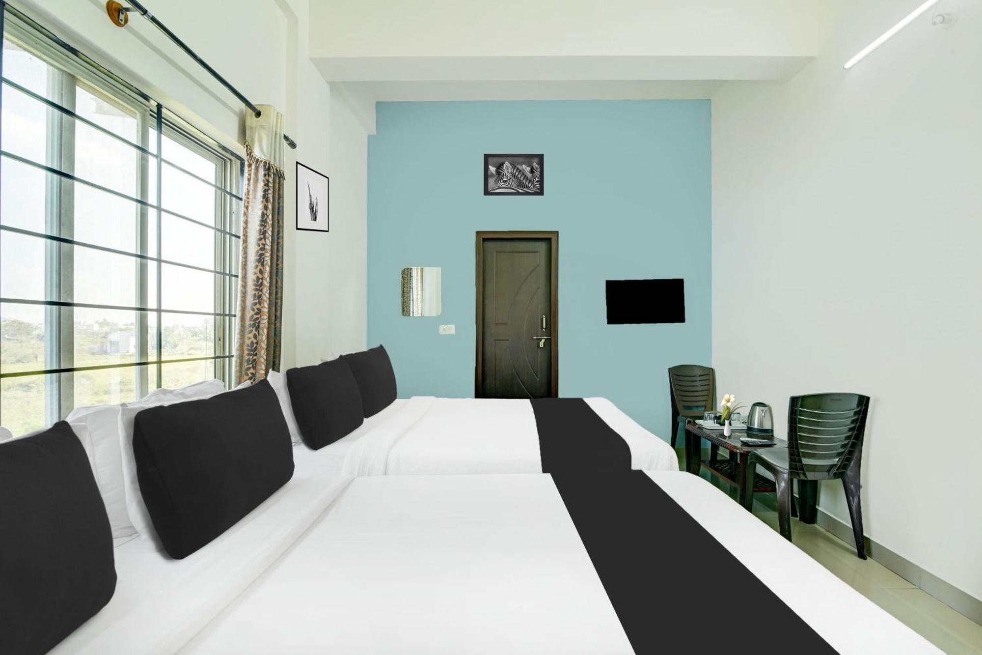 Hotel Super Collection O Chikmangaluru Near Railway Station Chikmagalūr Exterior foto